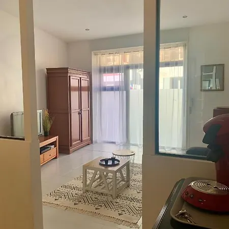 شقة Appartement Cosy Au Coeur Du Centre Historique De Saintes